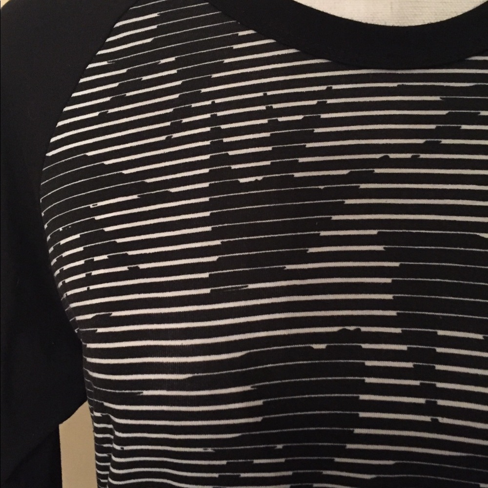 LulaRoe Randy size medium - Picture 2 of 3